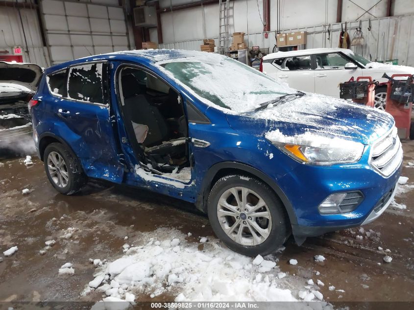 2017 FORD ESCAPE SE - 1FMCU9GD1HUC77612