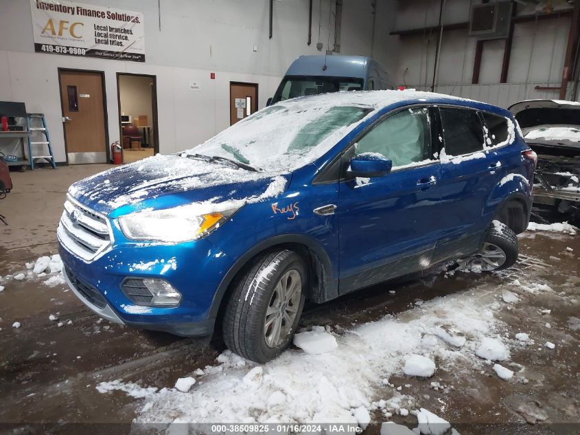 2017 FORD ESCAPE SE - 1FMCU9GD1HUC77612