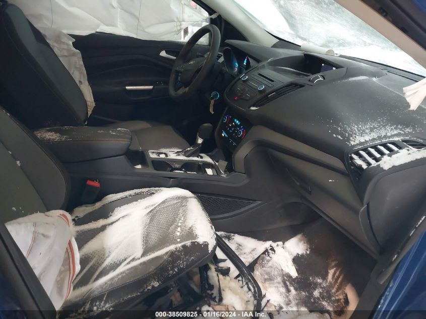2017 FORD ESCAPE SE - 1FMCU9GD1HUC77612