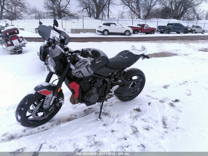 2022 TRIUMPH MOTORCYCLE TRIDENT 660 - SMTL10UL5NTBA9817