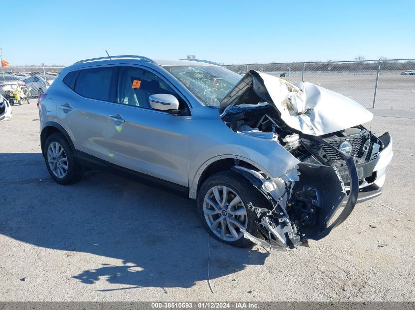 Lot #2525412486 2021 NISSAN ROGUE SPORT SV FWD XTRONIC CVT salvage car