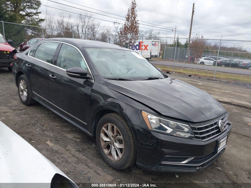2017 VOLKSWAGEN PASSAT