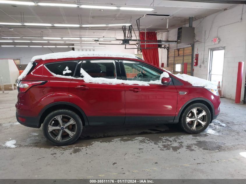 2017 FORD ESCAPE SE - 1FMCU9GD4HUC17727