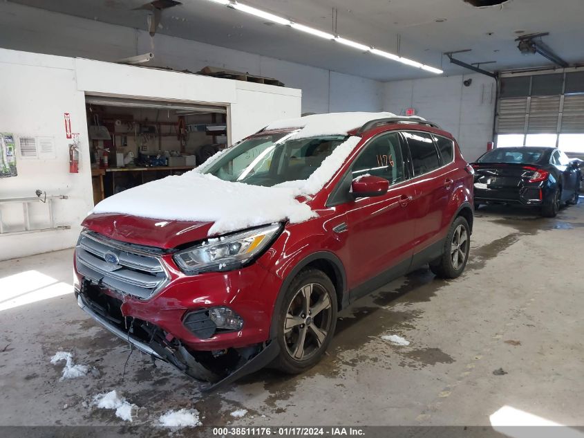 2017 FORD ESCAPE SE - 1FMCU9GD4HUC17727