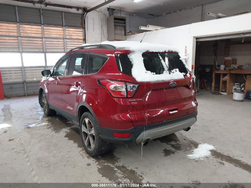 2017 FORD ESCAPE SE - 1FMCU9GD4HUC17727