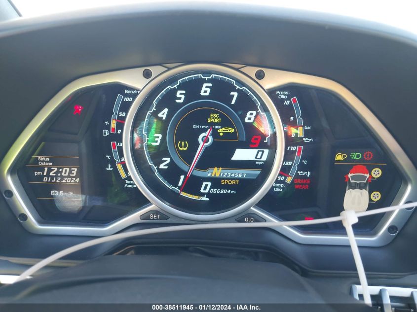 2015 LAMBORGHINI AVENTADOR - ZHWUR1ZD8FLA03569