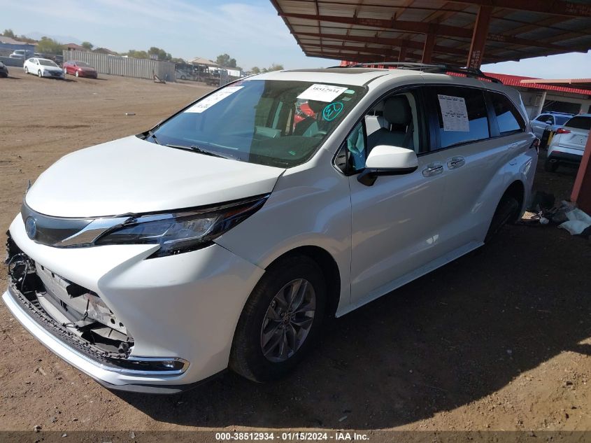 5TDJRKEC5NS083079 2022 TOYOTA SIENNA, photo no. 2