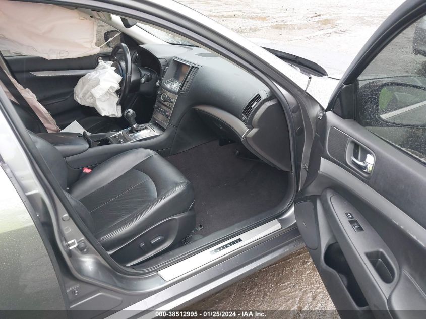 2013 INFINITI G37 JOURNEY/SPORT - JN1CV6AP8DM720922