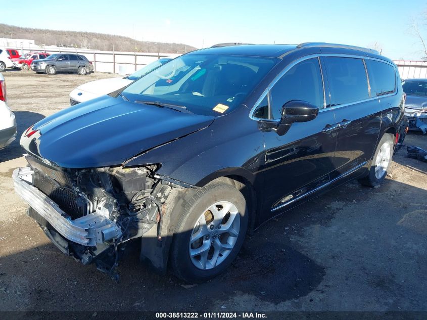 2C4RC1EG6HR503866 2017 CHRYSLER PACIFICA, photo no. 2