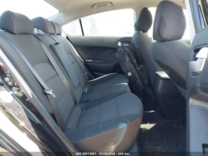 2018 KIA FORTE LX/S - 3KPFL4A77JE224038