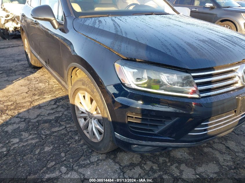 2017 VOLKSWAGEN TOUAREG V6 SPORT - WVGEF7BP3HD005314