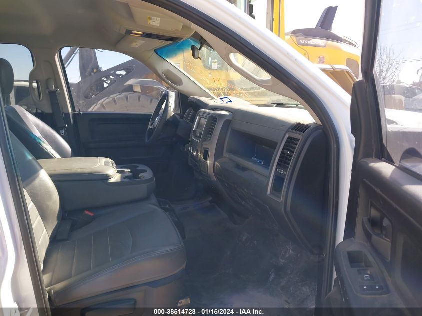 2019 RAM 1500 CLASSIC TRADESMAN - 1C6RR7ST1KS547421