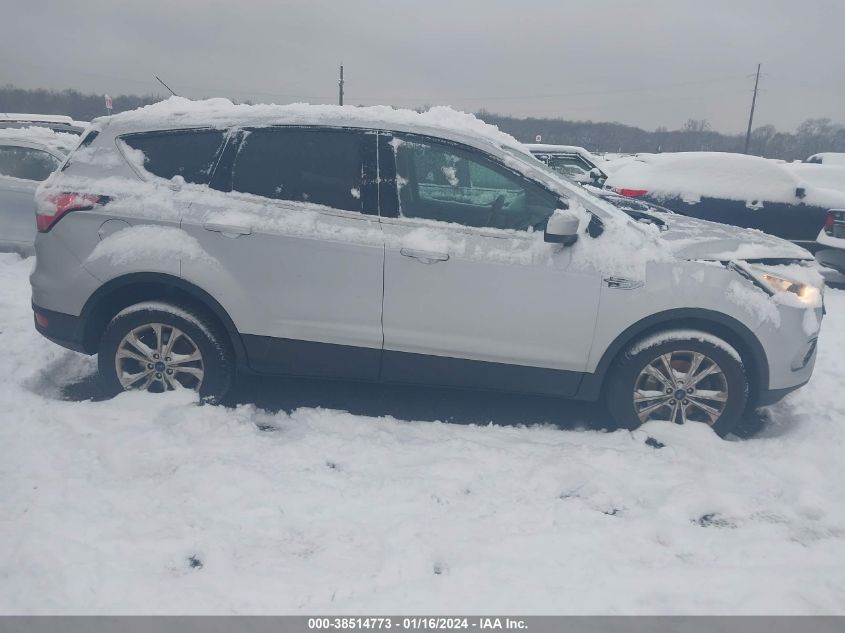 2017 FORD ESCAPE SE - 1FMCU0G98HUD67170