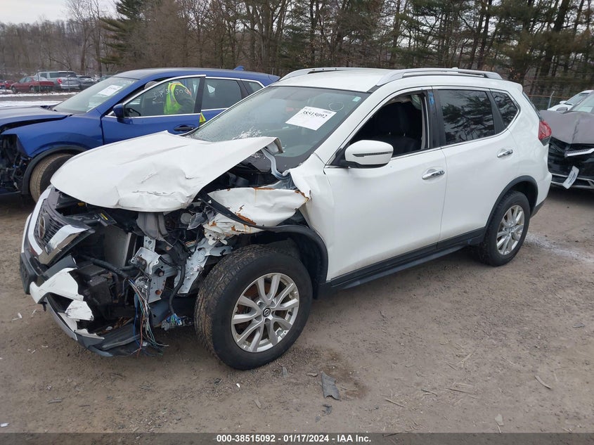 VIN KNMAT2MV6JP594020 2018 NISSAN ROGUE SV