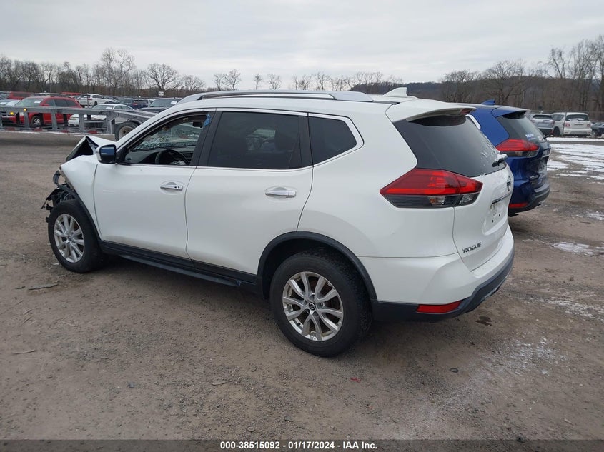 VIN KNMAT2MV6JP594020 2018 NISSAN ROGUE SV