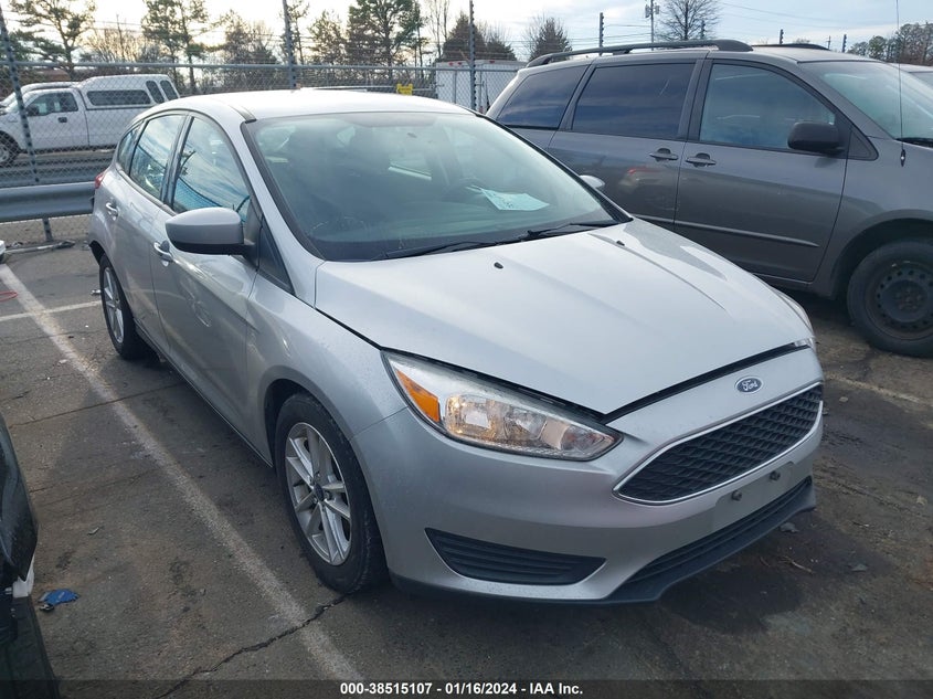 VIN 1FADP3K26JL324041 2018 FORD FOCUS SE