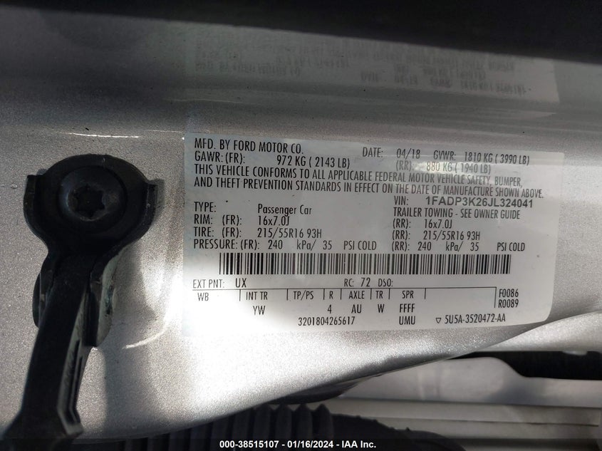 VIN 1FADP3K26JL324041 2018 FORD FOCUS SE