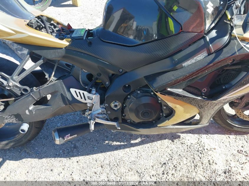2008 SUZUKI GSX-R1000 - JS1GT77A882101178