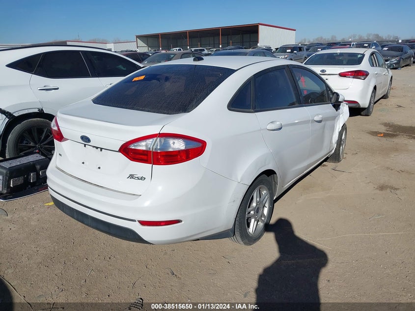 VIN 3FADP4BJXJM109418 2018 FORD FIESTA SE