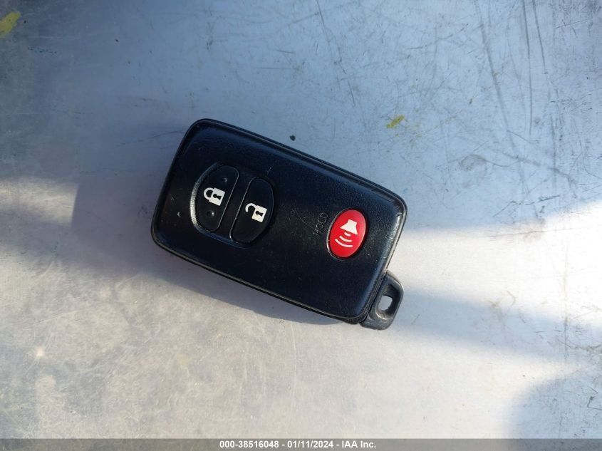 2013 TOYOTA PRIUS C ONE - JTDKDTB38D1543067