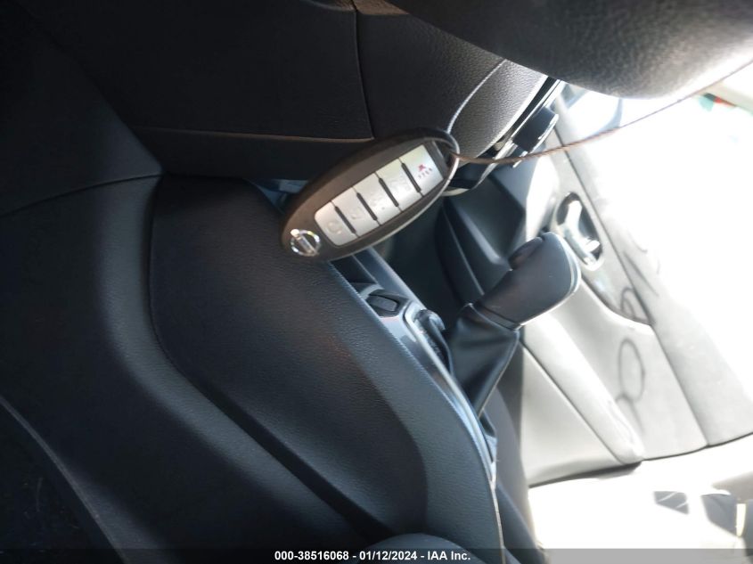2019 NISSAN ROGUE S/SV - KNMAT2MT3KP542702