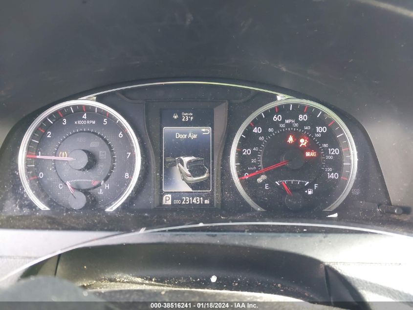 2017 TOYOTA CAMRY SE - 4T1BF1FK0HU799767