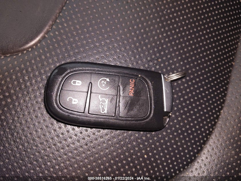 VIN 1C4PJMDX7KD231189 2019 JEEP CHEROKEE LIMITED