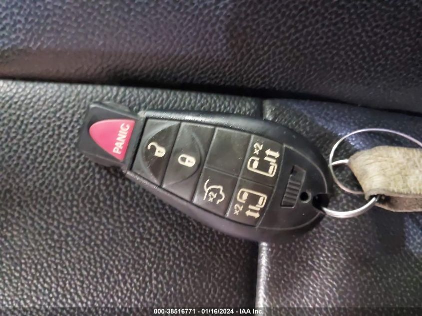 2014 CHRYSLER TOWN & COUNTRY TOURING - 2C4RC1BG3ER468364