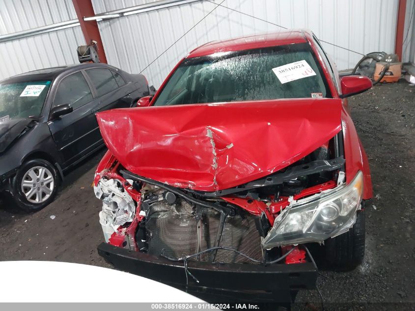 2013 TOYOTA CAMRY SE - 4T1BF1FKXDU668131
