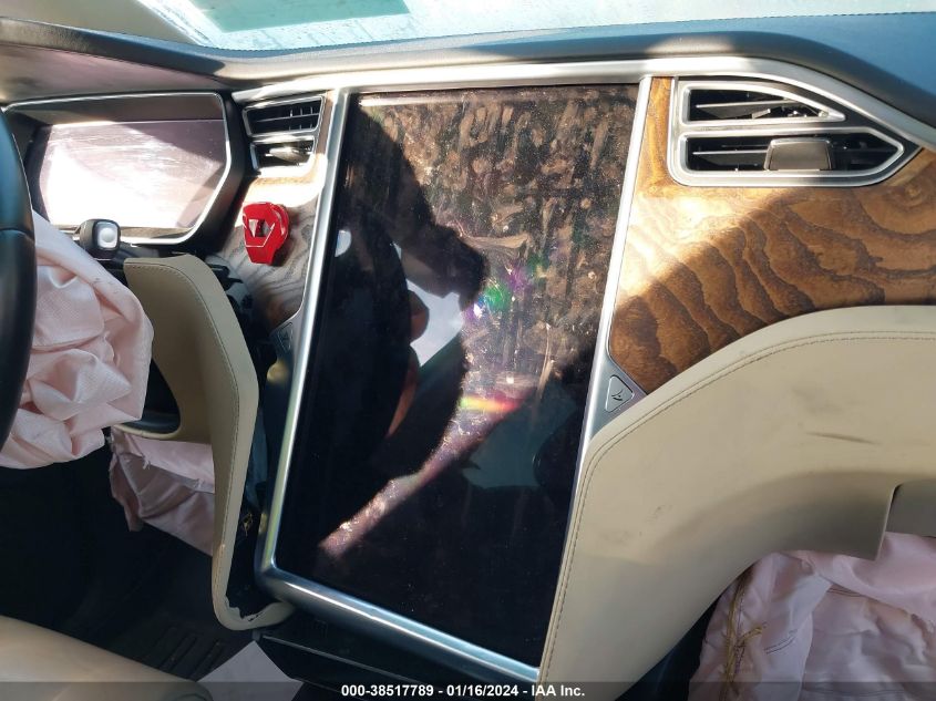 2016 TESLA MODEL X - 5YJXCAE23GF031244
