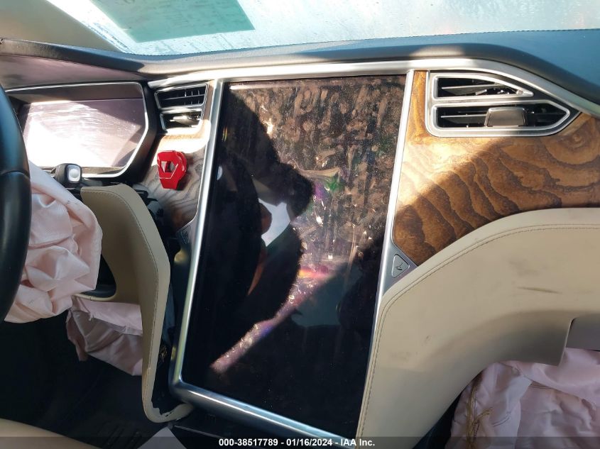 2016 TESLA MODEL X - 5YJXCAE23GF031244