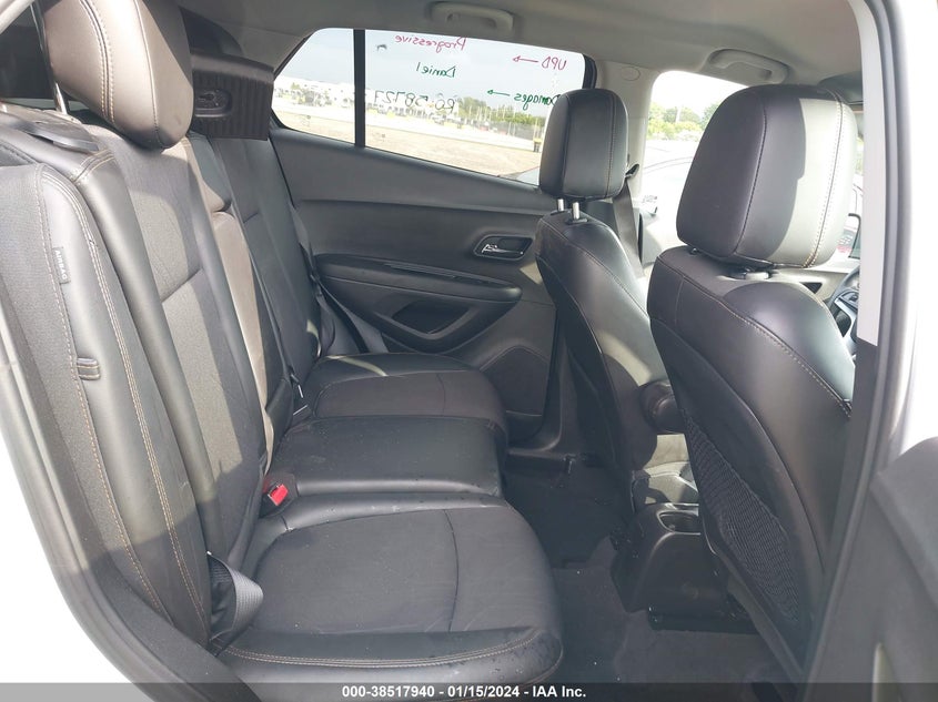 VIN 3GNCJLSB2JL161956 2018 CHEVROLET TRAX 1LT