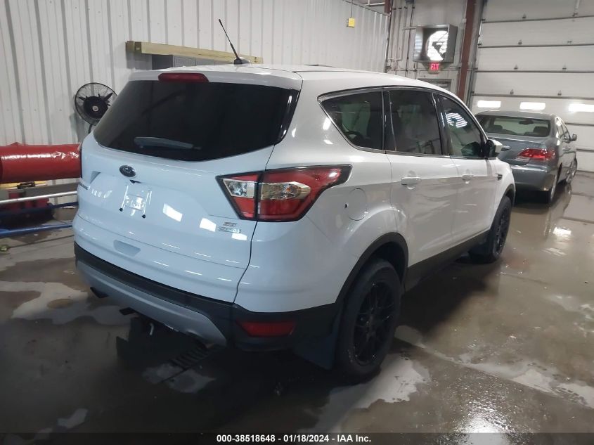 2017 FORD ESCAPE SE - 1FMCU0G92HUA51554