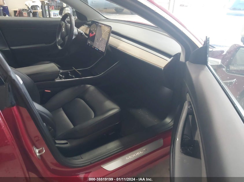 VIN 5YJ3E1EB7JF120105 2018 TESLA MODEL 3 LONG RANGE/PERFORMANCE