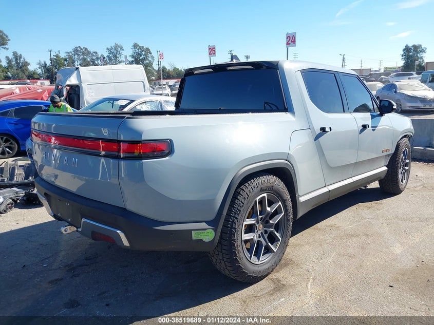 VIN 7FCTGAAA1PN019864 2023 RIVIAN R1T ADVENTURE
