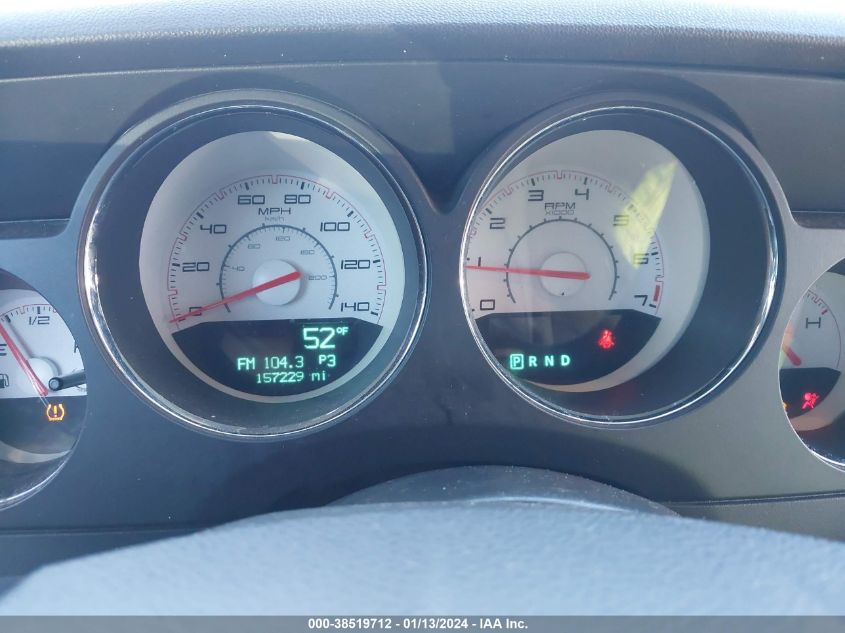 2014 DODGE CHALLENGER SXT - 2C3CDYAGXEH112193