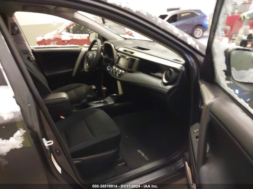 2015 TOYOTA RAV4 LE - JTMBFREV4FJ016169