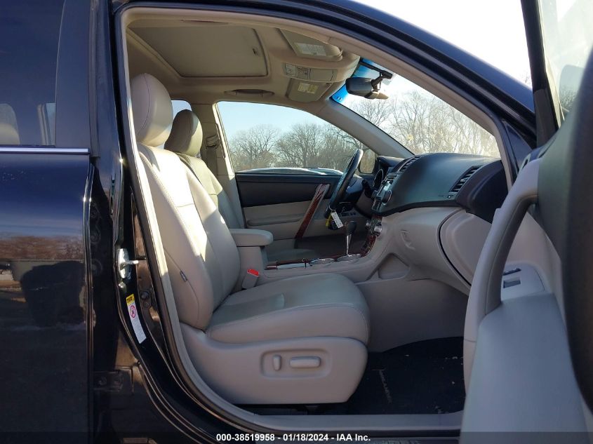 2013 TOYOTA HIGHLANDER LIMITED V6 - 5TDYK3EH5DS129867