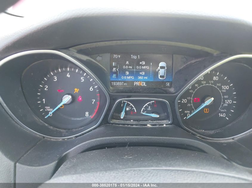 2015 FORD FOCUS SE - 1FADP3K22FL288680