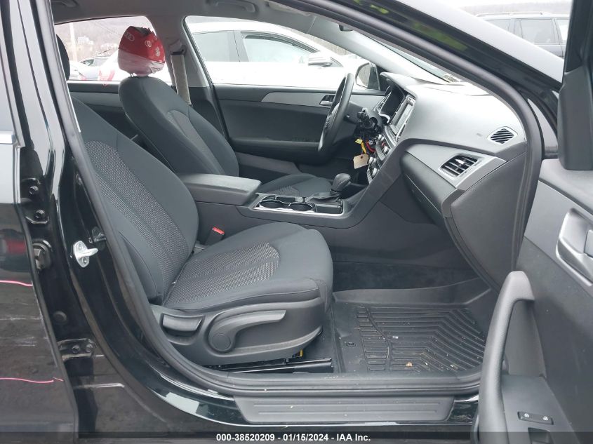 2019 HYUNDAI SONATA SE - 5NPE24AF4KH749075