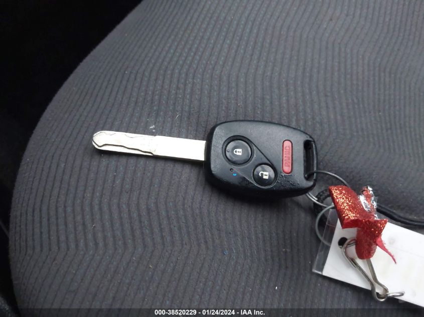 2013 HONDA FIT - JHMGE8H31DC047621