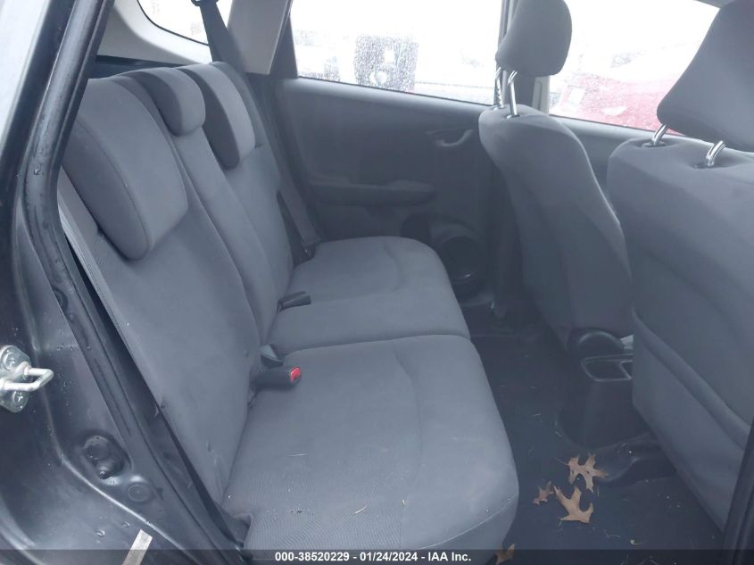 2013 HONDA FIT - JHMGE8H31DC047621