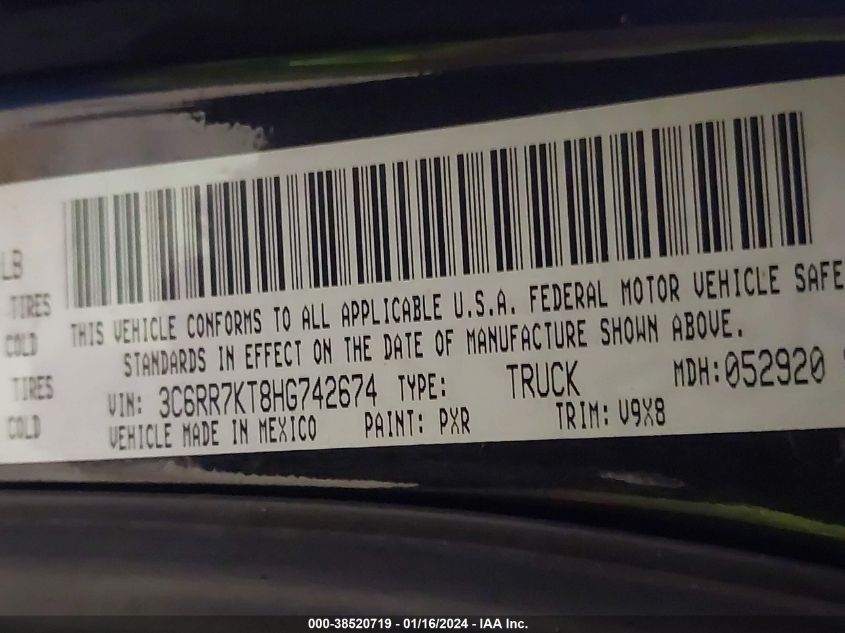 2017 RAM 1500 ST - 3C6RR7KT8HG742674