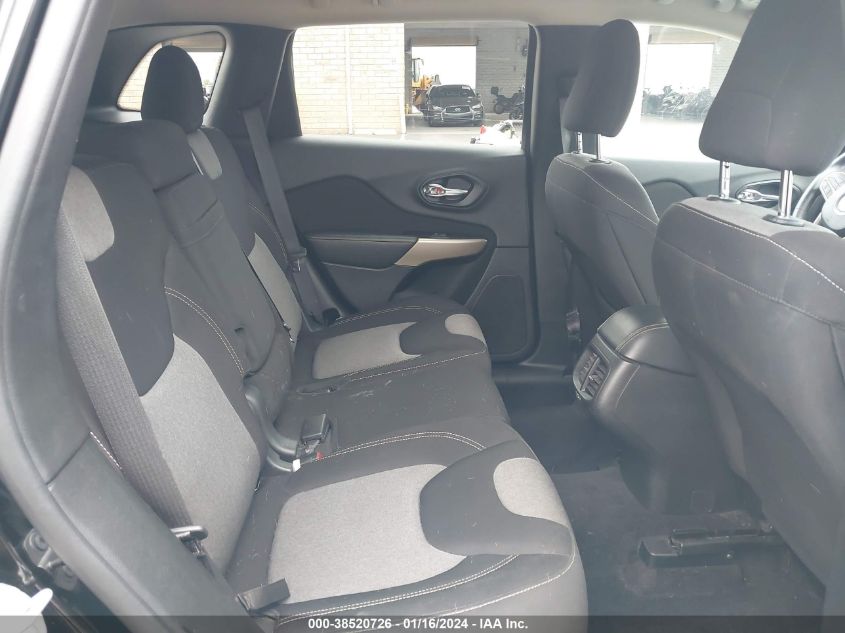 2018 JEEP CHEROKEE LATITUDE FWD - 1C4PJLCB9JD538359