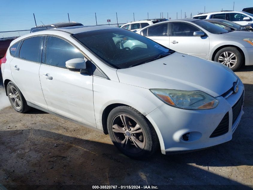 2014 FORD FOCUS SE - 1FADP3K26EL317936