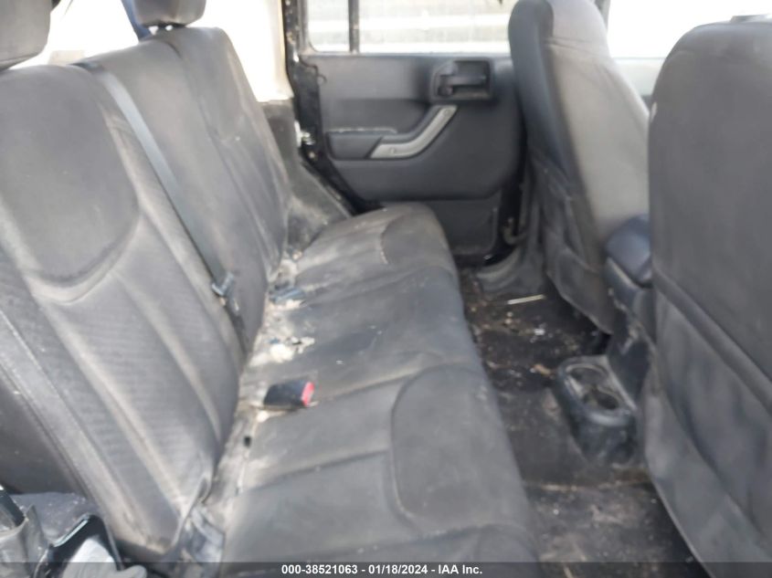 2015 JEEP WRANGLER UNLIMITED SPORT - 1C4HJWDG0FL695517