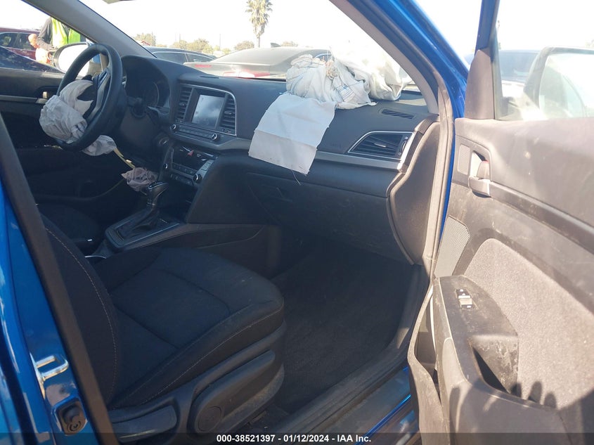VIN 5NPD84LF4HH158549 2017 HYUNDAI ELANTRA SE/VALUE/LIMITED