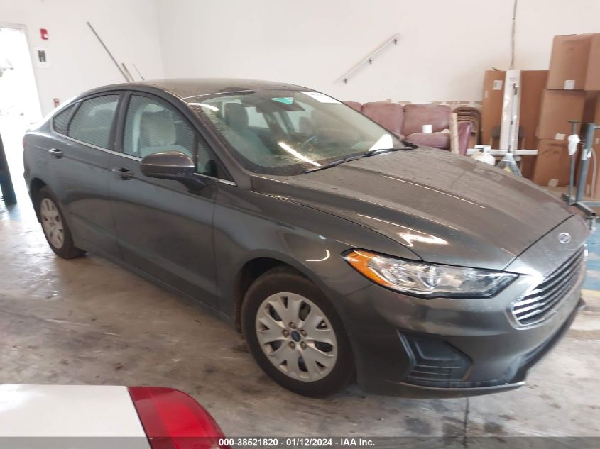 2019 FORD FUSION S - 3FA6P0G72KR247098