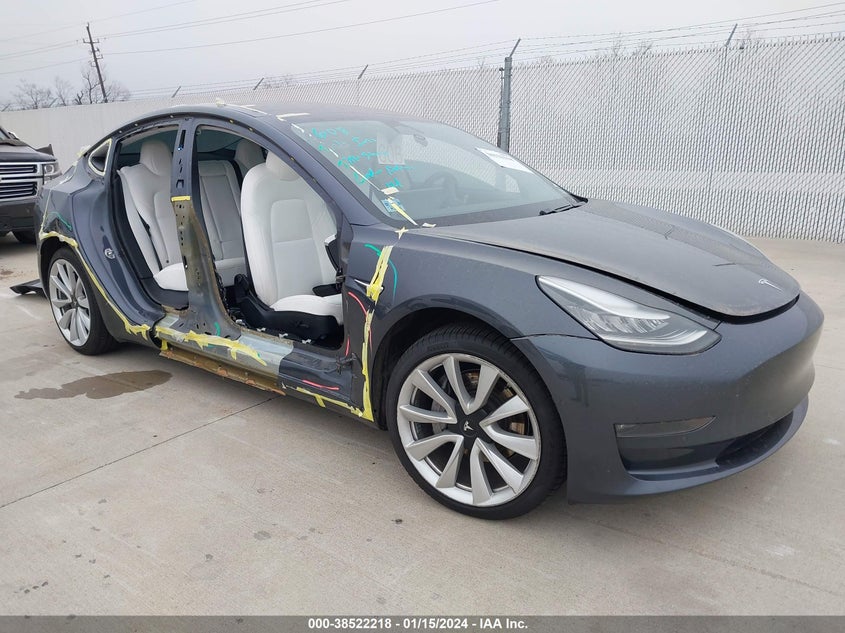 VIN 5YJ3E1EB3KF195756 2019 TESLA MODEL 3