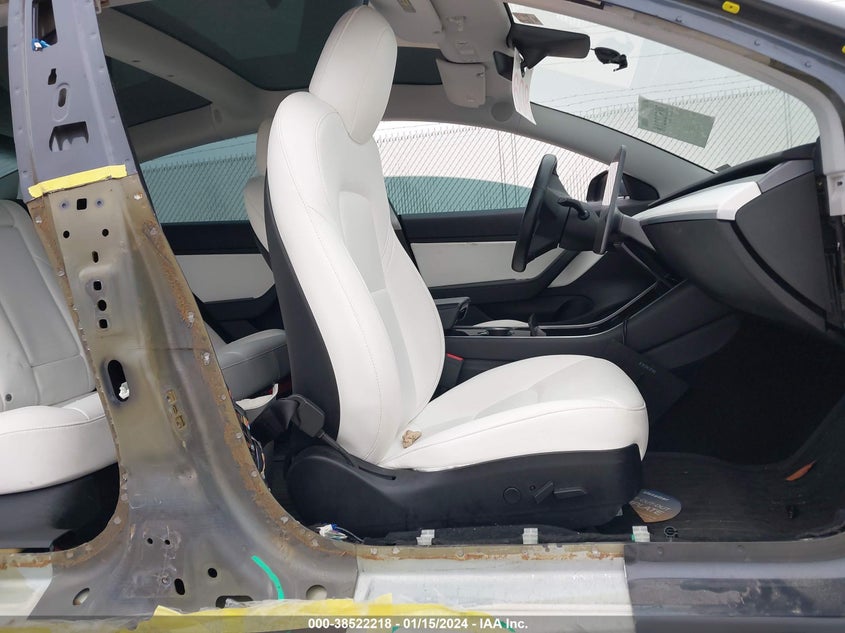 VIN 5YJ3E1EB3KF195756 2019 TESLA MODEL 3
